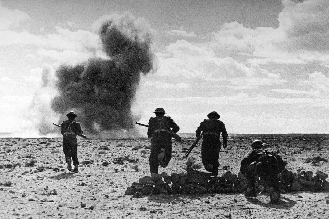 Эль аламейн роммель. Битва на эль аламейне. Битва за эль аламейн 1942. Битва при эль аламейне карта. Второе сражение при эль аламейне.