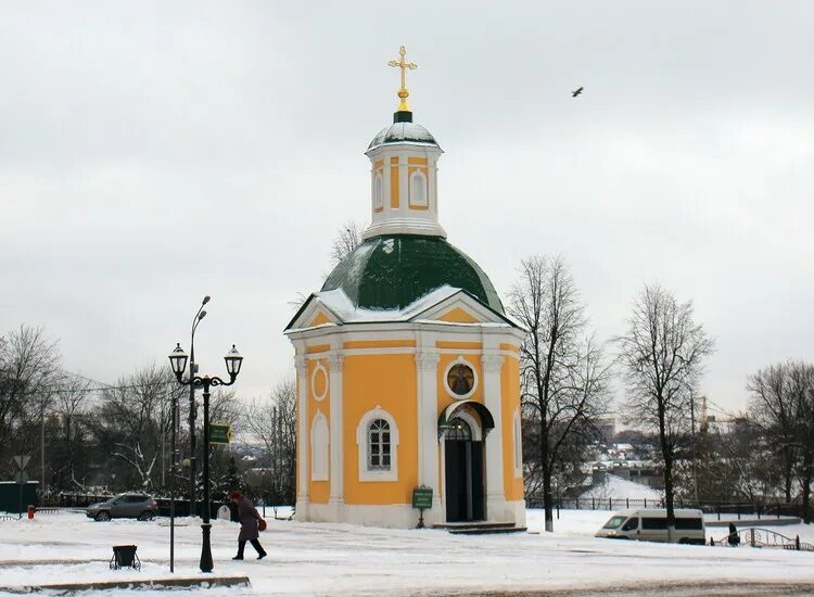 Томилино часовня. Красногорская часовня. часовня сергиев посад. серафимовская часовня покровский парк. часовня в сергиевом посаде около троице сергиевой лаврой.