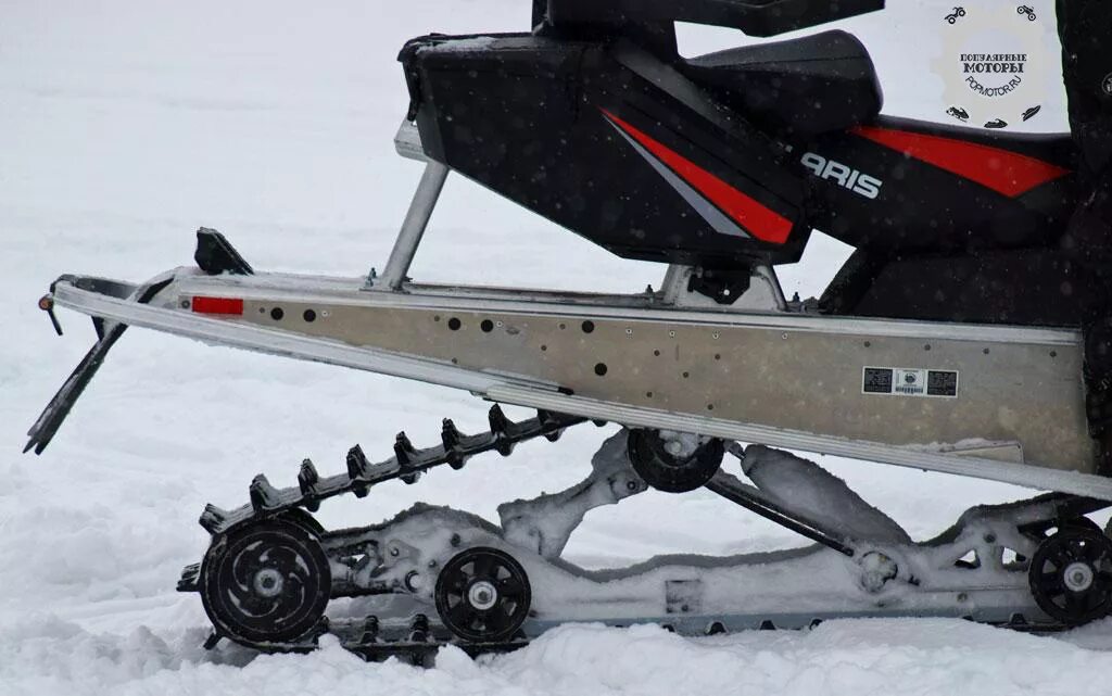 Гусеница на снегоход поларис. Подвеска снегохода поларис инди. polaris 550 indy adventure 2014 задняя подвеска. polaris 550 indy lxt задняя гусеница. задняя подвеска снегохода поларис рмк 155.