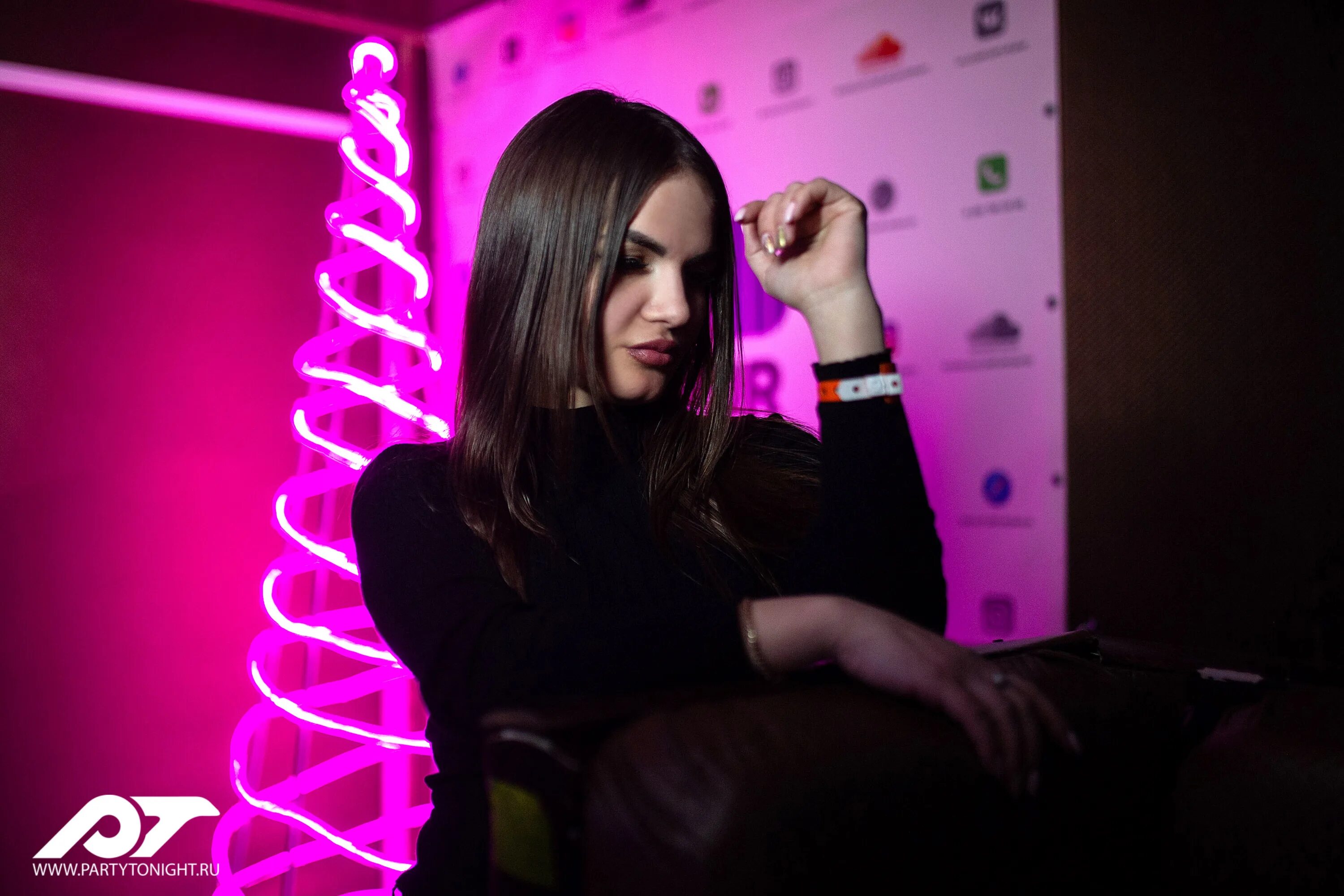 метаморфозы афтерпати. клуб микс afterparty москва. афтерпати реальная. включи uniqe afterparty. афтерпати.