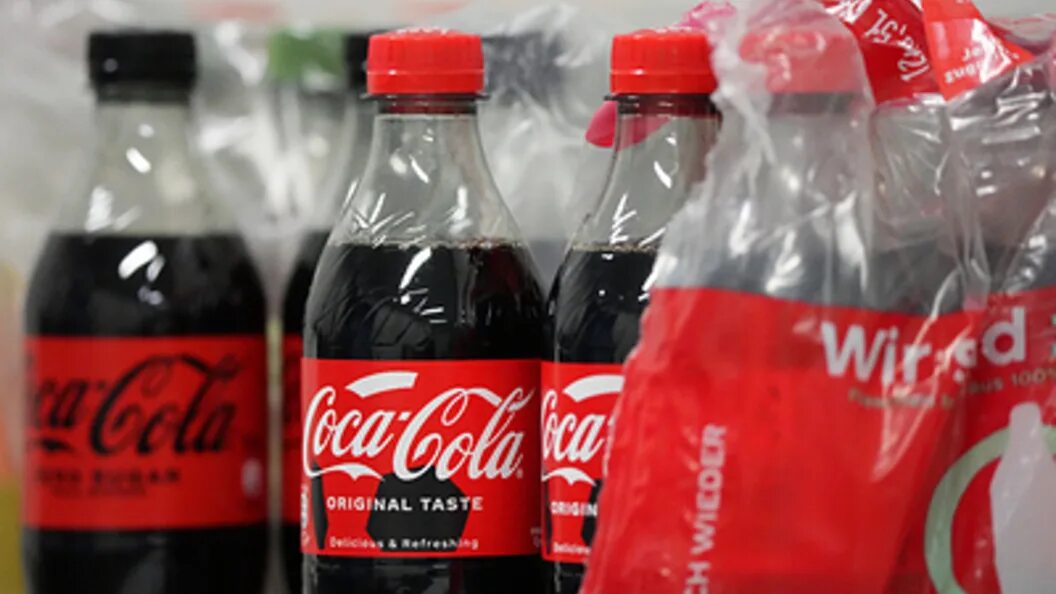 Новая кока кола. Концентрированная кока кола. Российские кока колы. Коми кола. Coca cola завод.