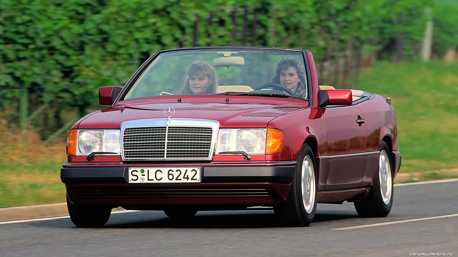 покажи машину е 500. мерседес 124 характеристики. мерседес бенц w124 e500. Mercedes-benz w124 габариты. мерседес 124 е500.