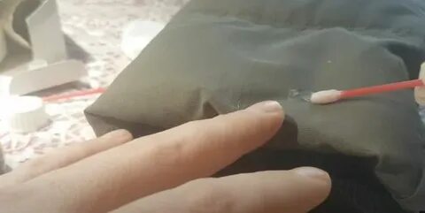 Чем можно очистить монтажную пену с одежды