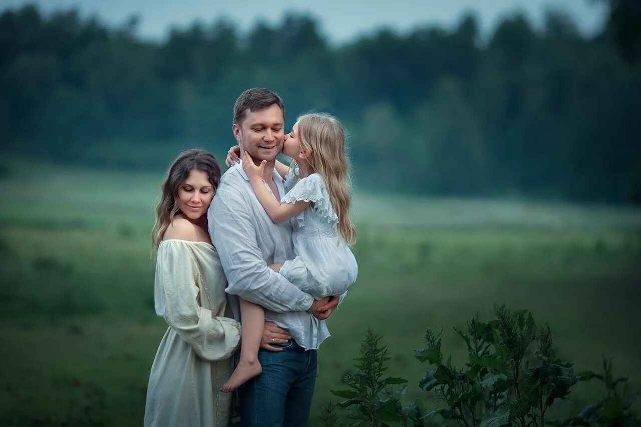 Крутую семейную русскую