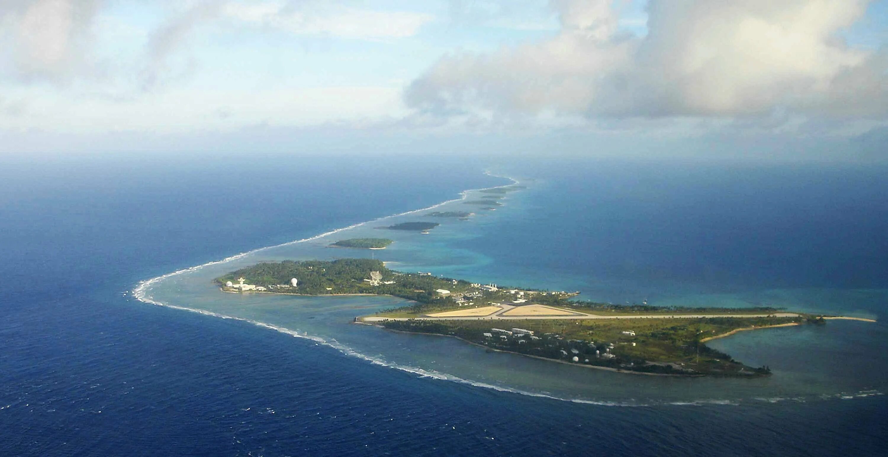 Маршаловые острова. Остров Маджуро. Маджуро Маршалловы острова. Ebeye Island Маршалловы острова. Атолл Кваджалейн.