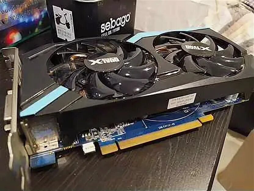 Видеокарта radeon 7700 series. AMD 7700 видеокарта.