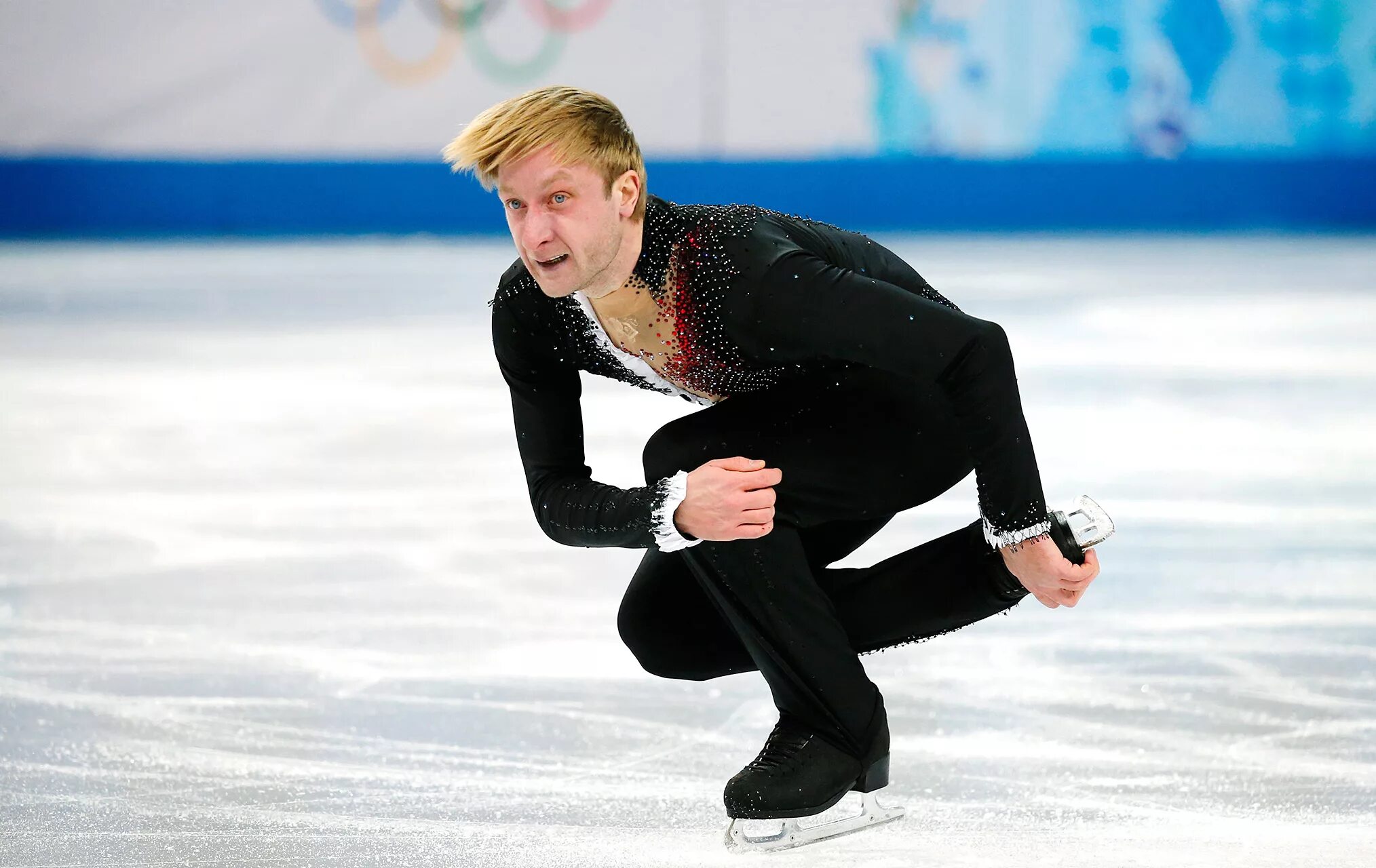 Плющенко фигурист. Плющенко фигурист. Плющенко 2002. Популярные фигуристы. Популярные фигуристы.