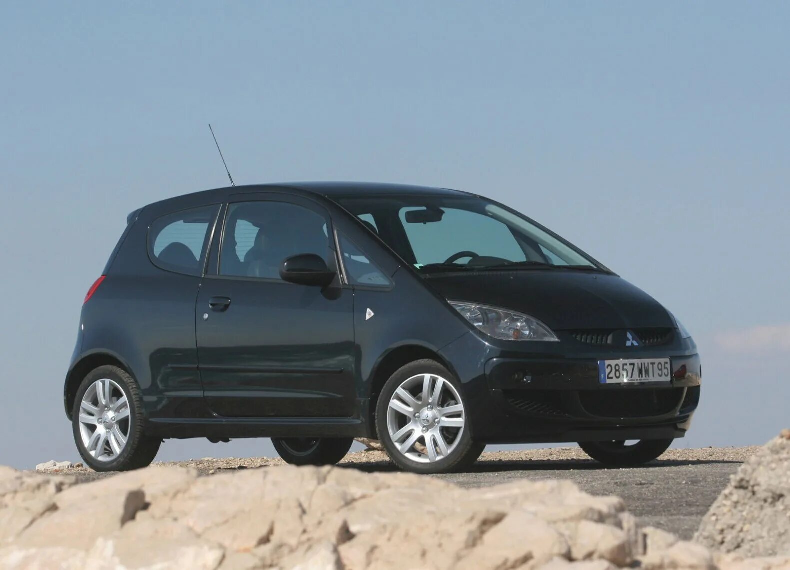 Mitsubishi colt 1.3. Mitsubishi Colt 2008. Митсубиси Кольт 2008. Мицубиси Кольт 2008. Mitsubishi Colt cz3.