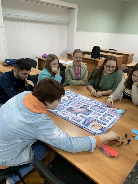 Совещание иллюстрация. Заседание математики. Собрание на кафедре. Совещание на прозрачном фоне. Математический кружок.