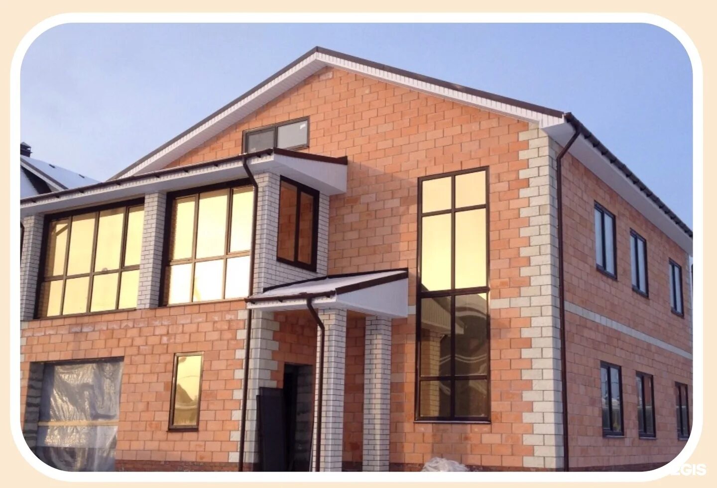 тонированные пластиковые окна. тонированный стеклопакет. тонирование окон в доме. затонируй дом. затонируй дом.