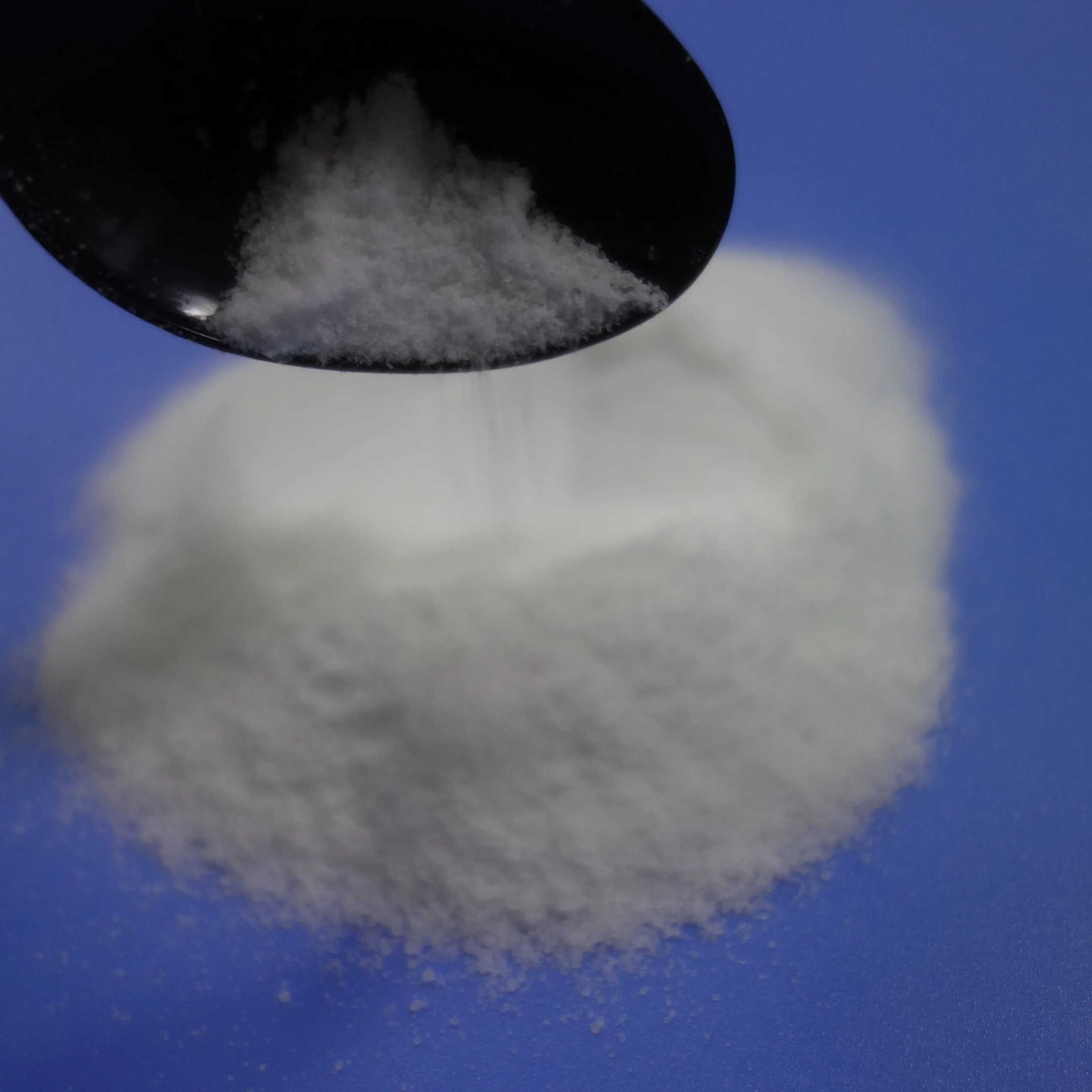 Kno3 что это. Potassium Nitrate (kno3). Нитрат калия (kno3). Kno3 цвет. Нитрит калия.