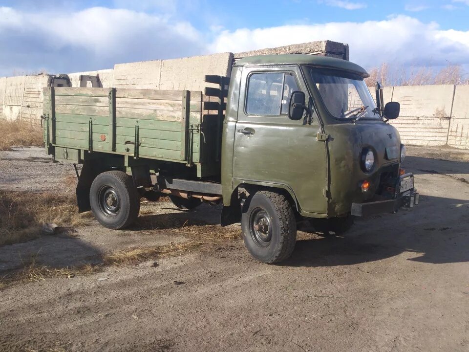 Уаз профи 4х4 габариты кузова. Грузоподъемность уазика. Уаз 3303 грузоподъемность. Вес уаз 3303 бортовой технические характеристики. Грузоподъемность уазика.