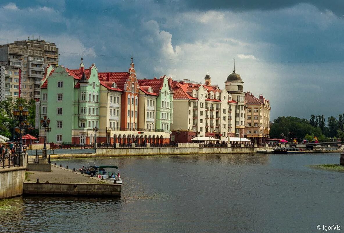 Квартал рыбная деревня в калининграде. Кёнигсберг рыбацкая деревня. Квартал рыбная деревня в калининграде. Рыбацкая деревня калининград. Рыбная деревня калининград.