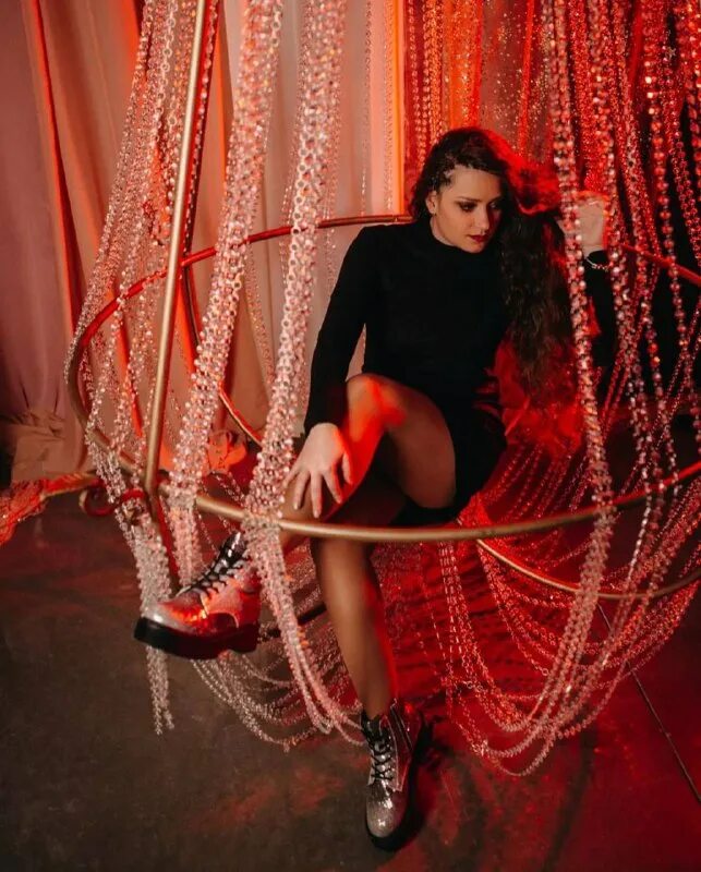 Выкрутасы судьбы малинка дзен. Выкрутасы судьбы малинка дзен. Выкрутасы фильм 2011. Уже не ягодка яндекс дзен. Уже не ягодка.