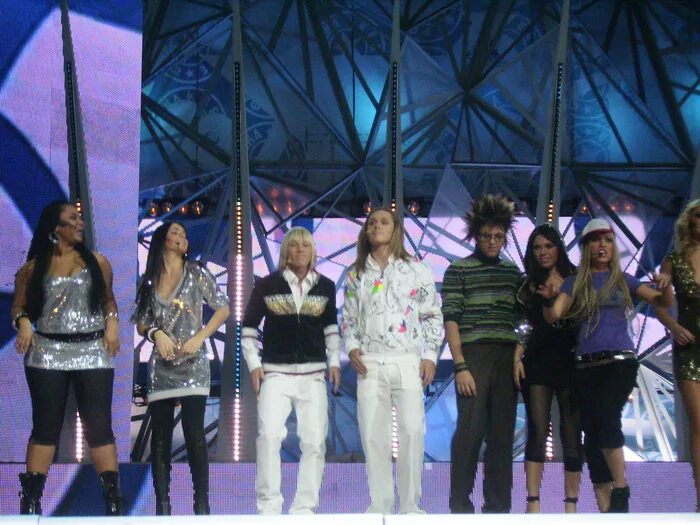 Фабрика звезд 7 концерты. Фабрика звезд 7 финал. Фабрика звезд 1 звездный дом. Фабрика звезд 7 конференция влад соколовский. Участники проекта фабрика звезд 7.