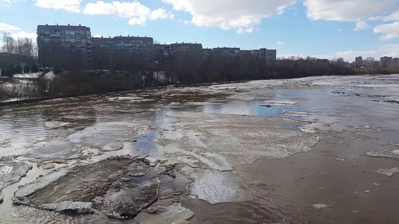 Горький ледоход. Чепца глазов мост. паводок чепца глазов 2025. ледоход и мост чепца глазов. судоходная чепца.