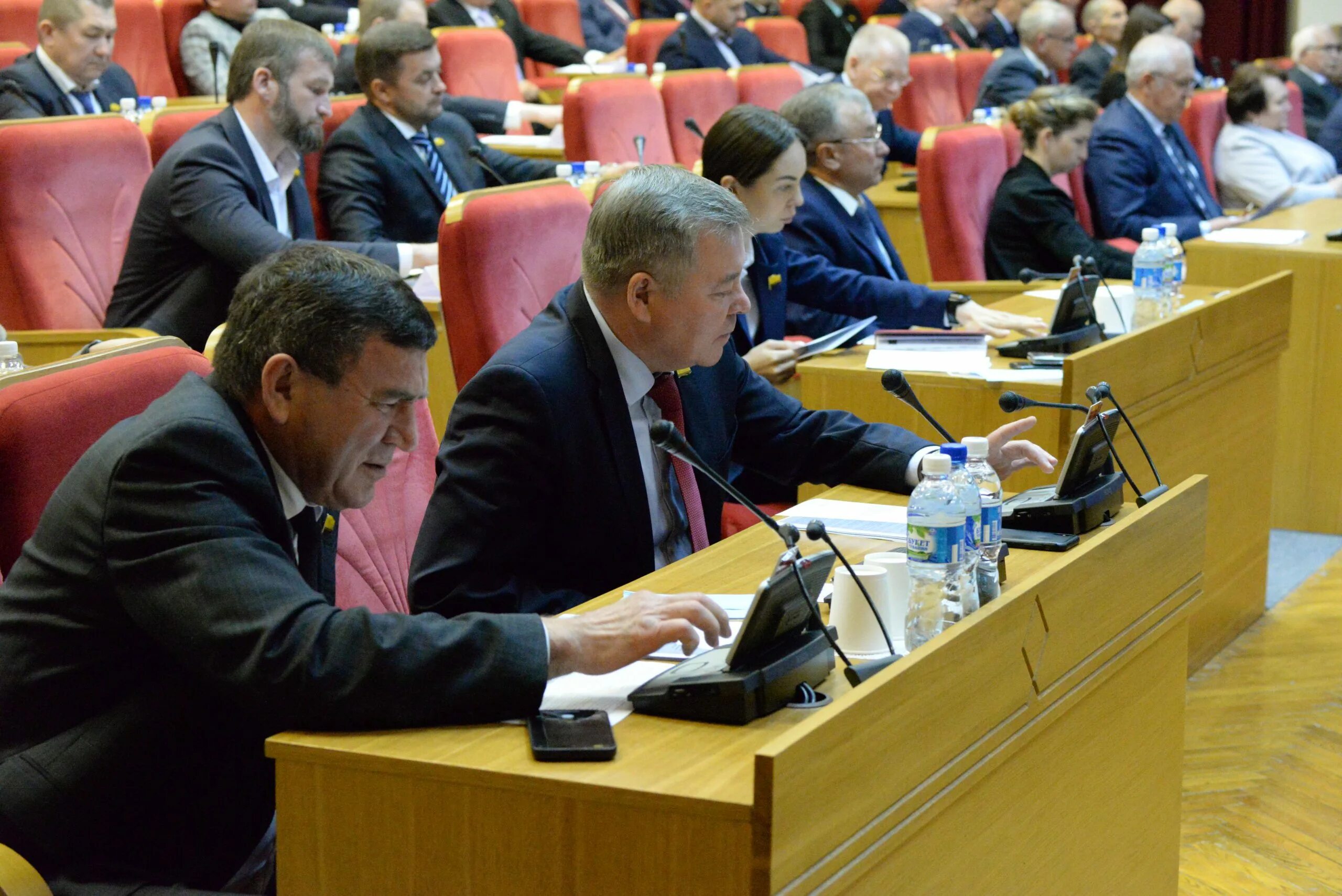 Депутаты чебоксары список. Семенов депутат чебоксары. Госсовет чебоксары. Депутаты чувашии фото. Депутаты госсовета чувашии 2021.