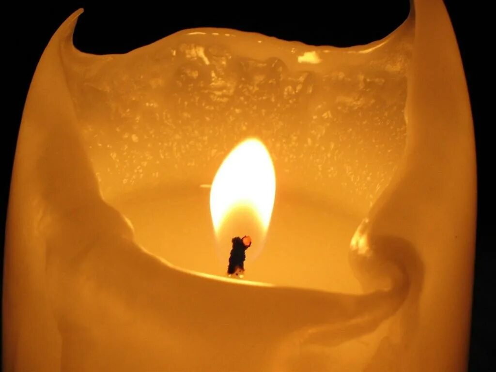 Воск горение. Плавление свечи. Горящая свеча. Свеча плавится. Горение свечи.