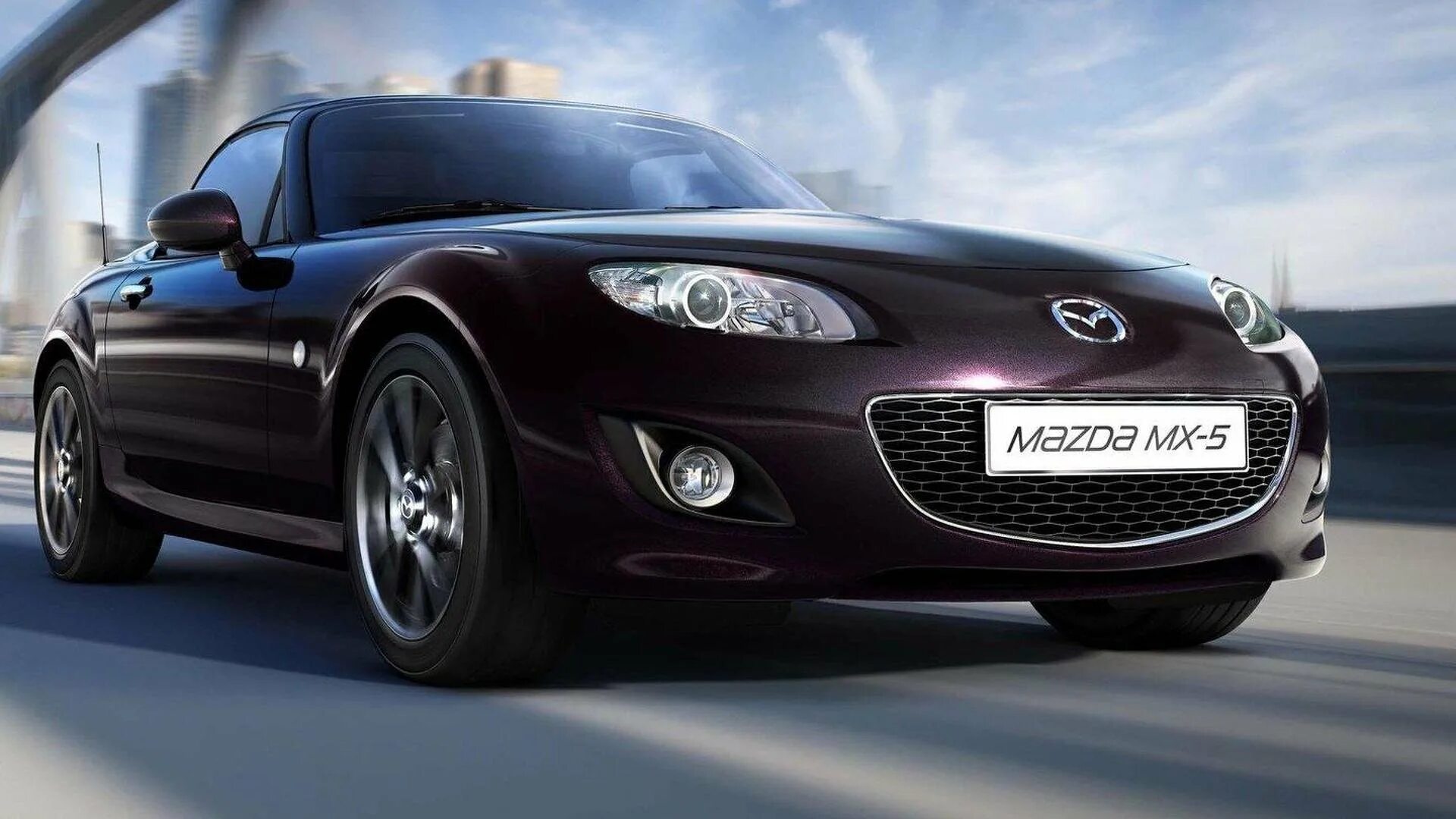 Мазда 3 мпс 2011. Мазда 2 2004 зелёный. Мазда японская машина. Mazda японец. Mazda 2 2015.
