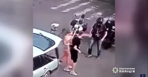 Феминистки напали на мотоциклиста