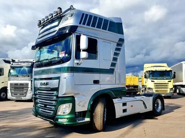 Обзор daf. Daf xf 106 530. daf xf 106 2017. daf xf 106 530 6x4. daf xf 2025.