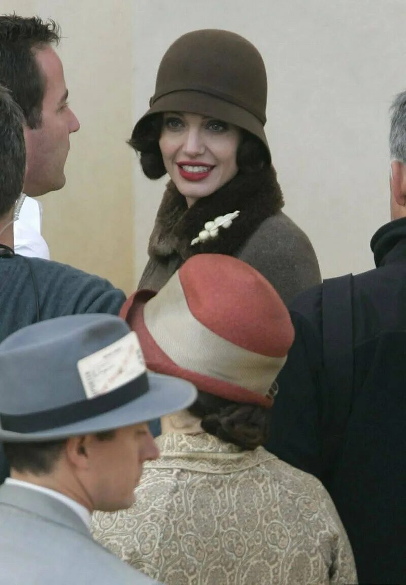 Джон малкович подмена. Подмена желаний. Wildberries подмена товара. Подмена вб. Подмена товара на вайлдберриз последствия.