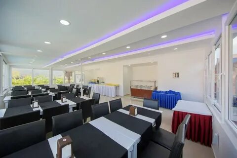 Hotel 3 4 3