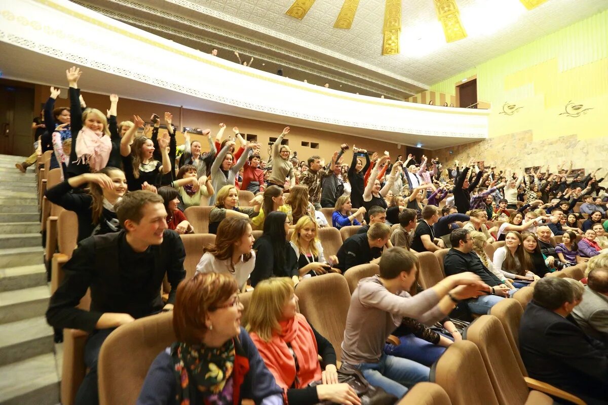 Новогодняя лотерея: как победители воспользовались призами