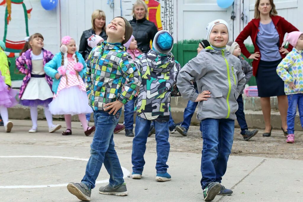 Золотой ключик мирное. Золотой ключик шлиссельбург. Садики мирного. Золотой ключик мирное. Детский сад в 2008 году.