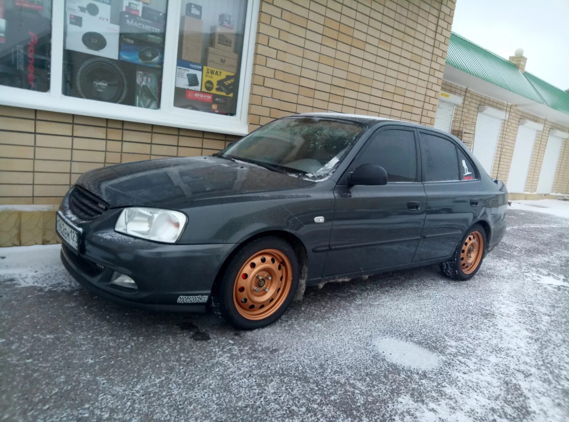 Accent диски. Hyundai accent штампы r15. хендай акцент r 15. hyundai accent черный r15. hyundai accent 15 штампы.