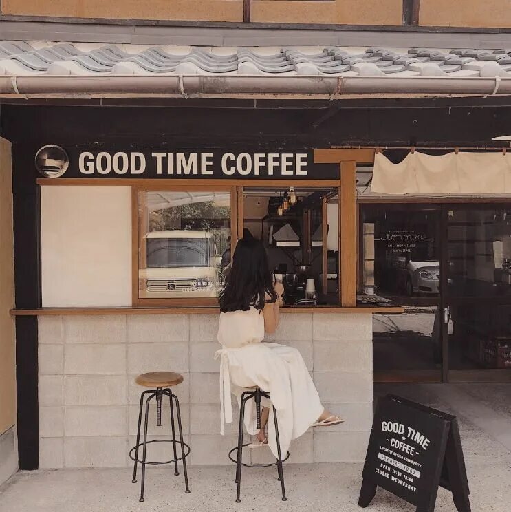 Brown shop. Корейские кофейни. Korean Coffee shop. Кафе Эстетика. Coffee shop aesthetic.