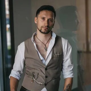 Известные владиславы