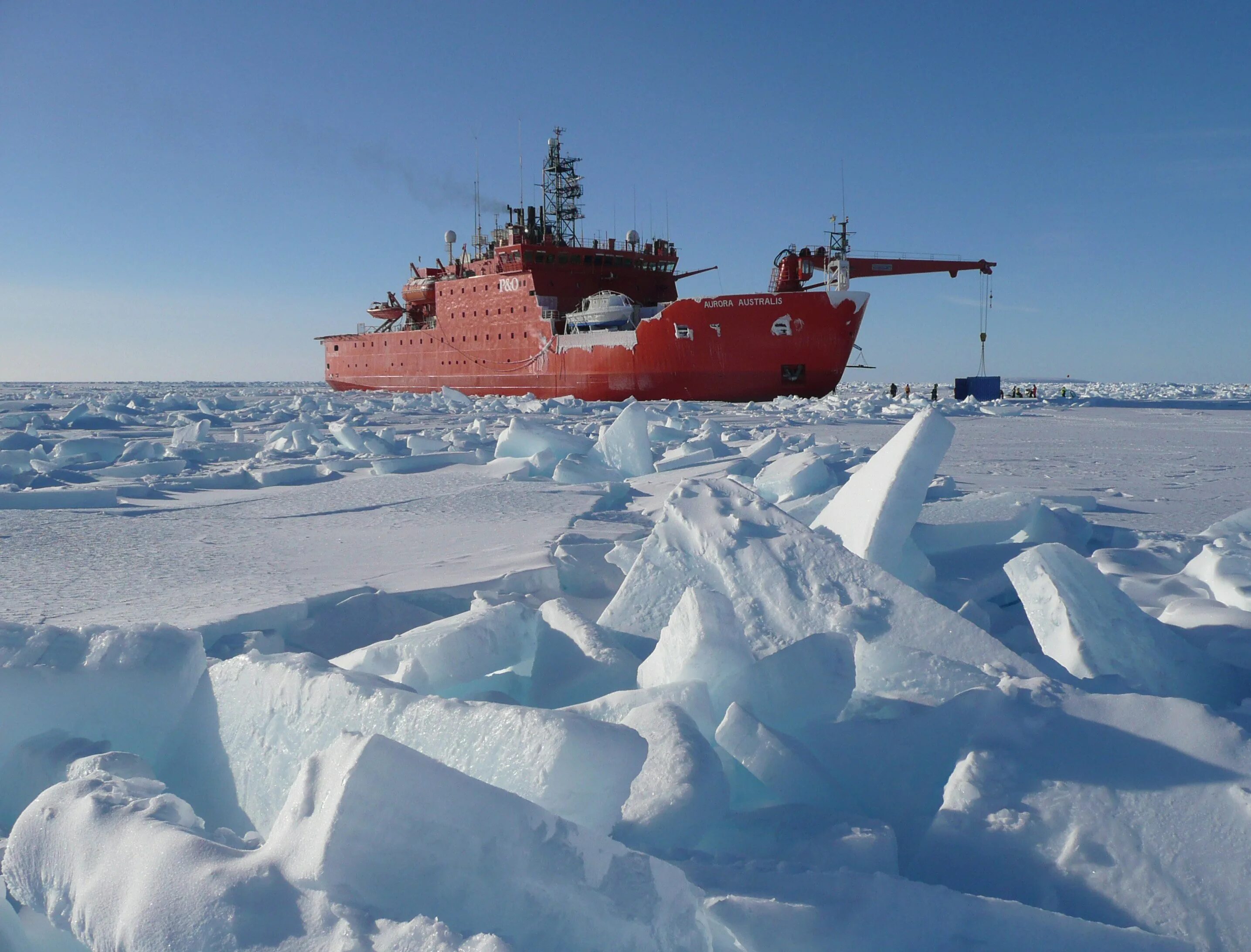 Ледокол читать. Aurora australis ледокол. северный ледовитый океан ледокол. арктика корабль ледокол. муцу атомоход.