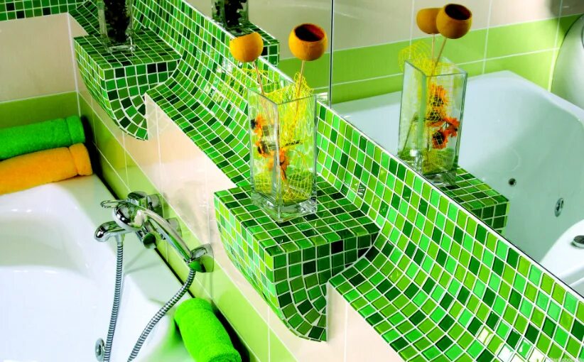 Зеленая ванна купить. Мозаика в ванной комнате. Мозаичная плитка для ванной. Мозаика для ванной комнаты зеленая. Зеленая мозаика в ванной.