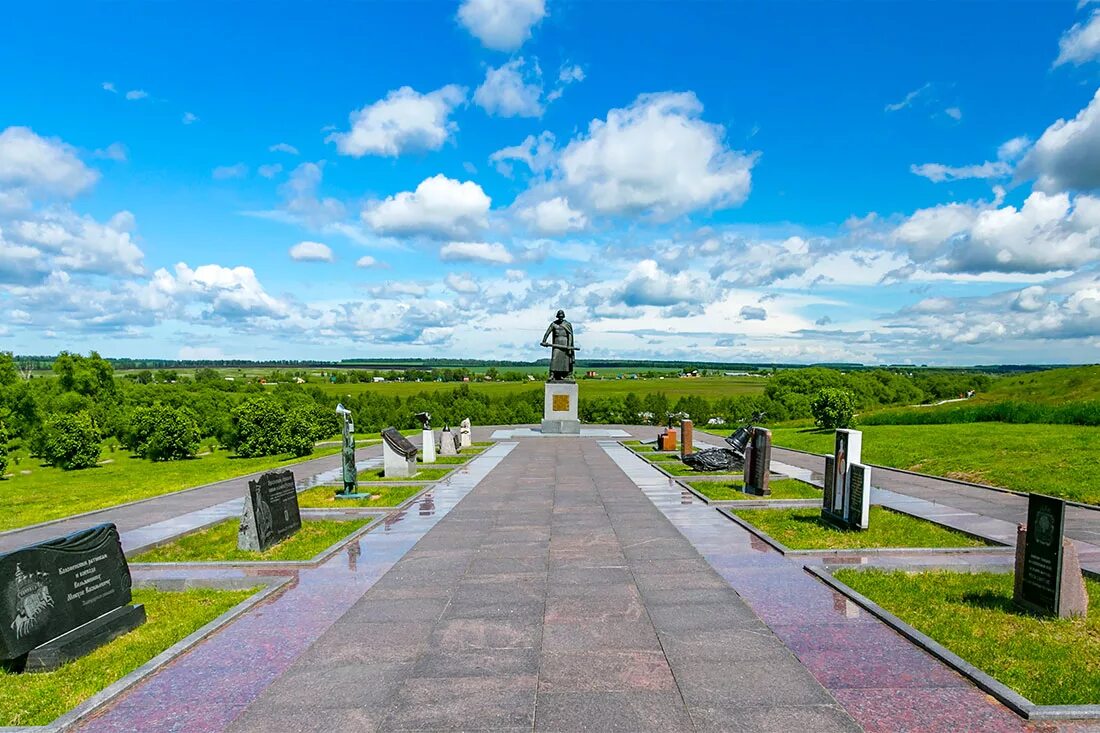 Памятники на полях сражений. Мемориальный комплекс Куликово поле. Куликово поле музей-заповедник памятники. Музей заповедник Куликово поле Тульская область. Исторический мемориальный комплекс «Куликово поле».