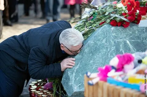 Годовщина зимней вишни