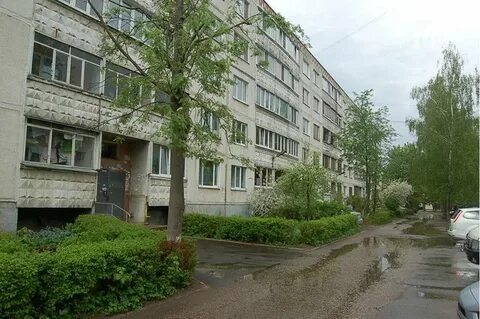 Космонавтов 20б