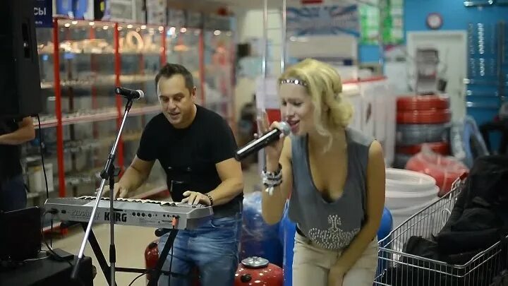 Группа русский размер ангел дня. Анжела кузнецова русский размер. солистка русского размера анжела. солистка группы русский размер анжела кузнецова. русский размер ангел дня.