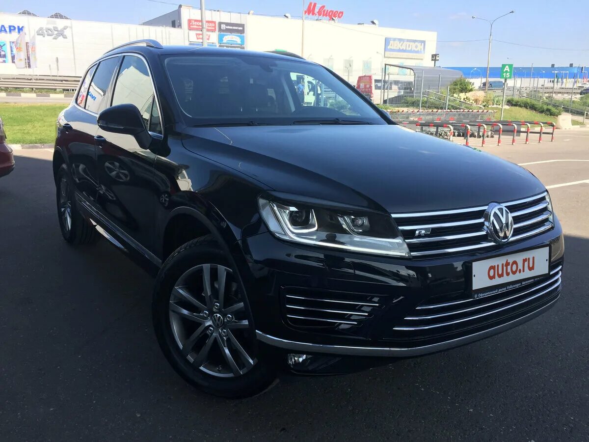 Купить фольксваген туарег 2. Туарег 2 Рестайлинг. Volkswagen Touareg II Рестайлинг. Фольксваген Туарег 2 Рестайлинг черный. Volkswagen Touareg 3 Рестайлинг.