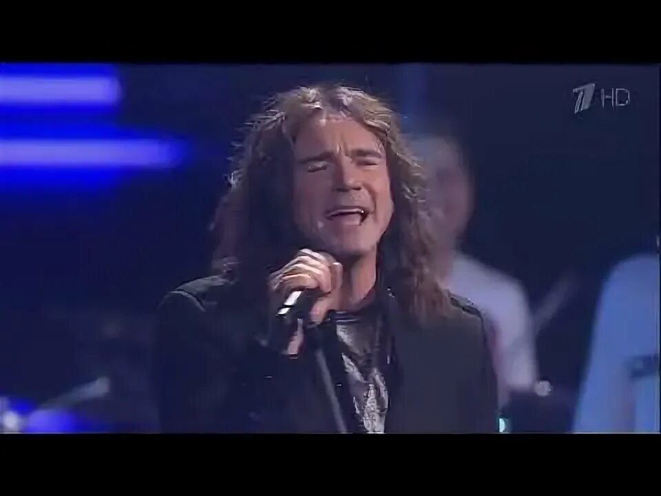 Солист группы земляне 2019 андрей храмов. Андрей храмов земляне 2020. Земляне солист 2019. Земляне 2019. Звезды русского радио сочи 2018.