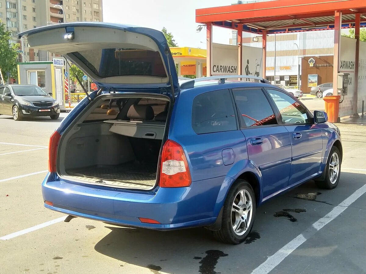 Артикулы шевроле лачетти универсал. Шевроле Лачетти универсал 1.6. Chevrolet Lacetti 2010 универсал. Шевроле Лачетти универсал 2012.