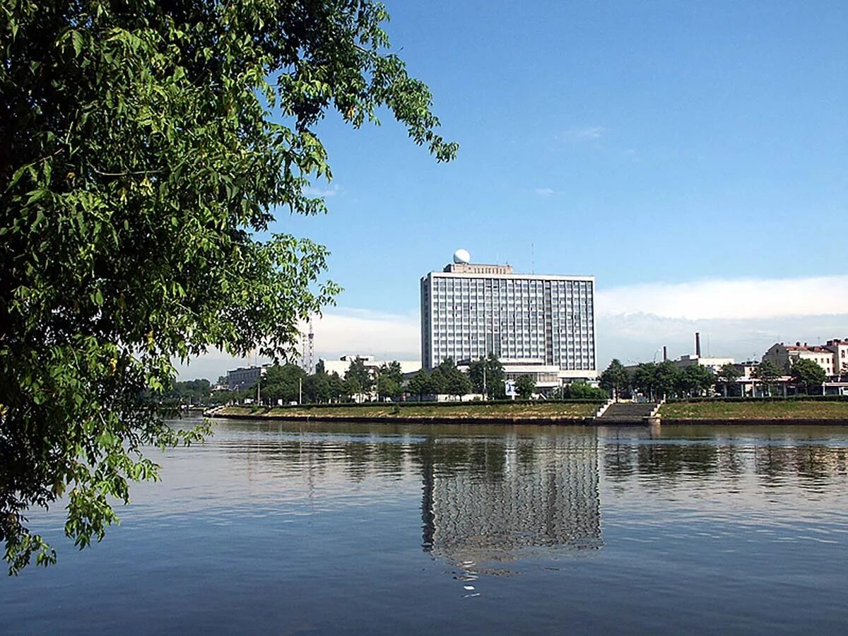 лдм ленинградский дворец молодежи ленинград. улица профессора попова 47 лдм. лдм ул. здание лдм на песочной набережной. ленинградский дворец молодежи санкт-петербург.