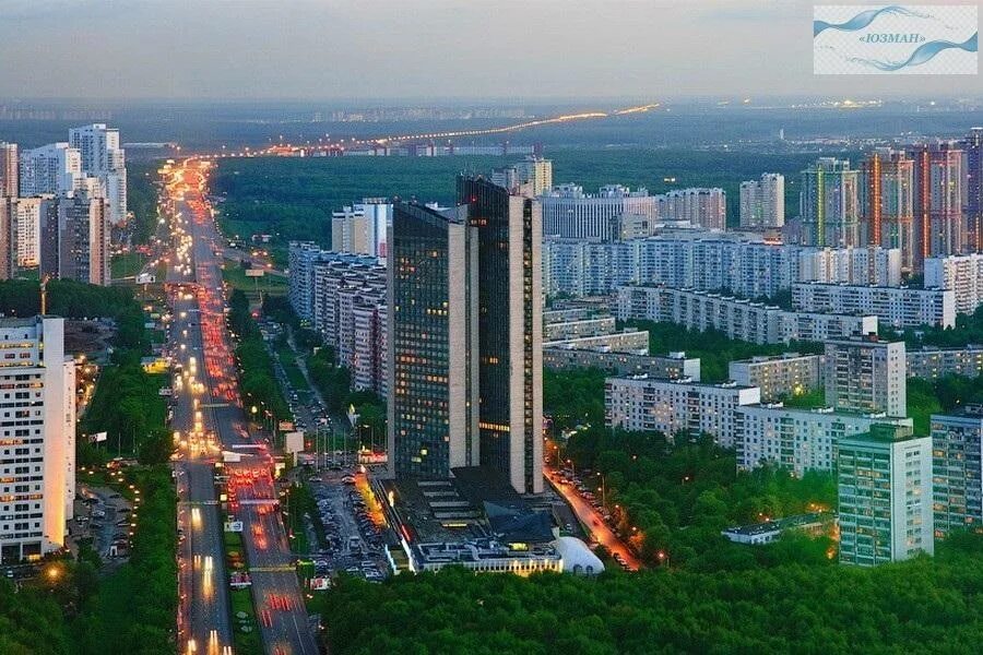 Ленинский проспект высотки. Тропарёво-никулино район. Улица вернадского москва. Стоит на юго западе. Юго западная москва.