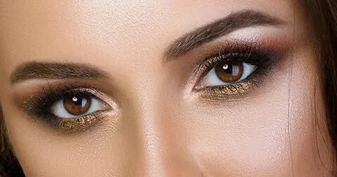 2 brown eyes