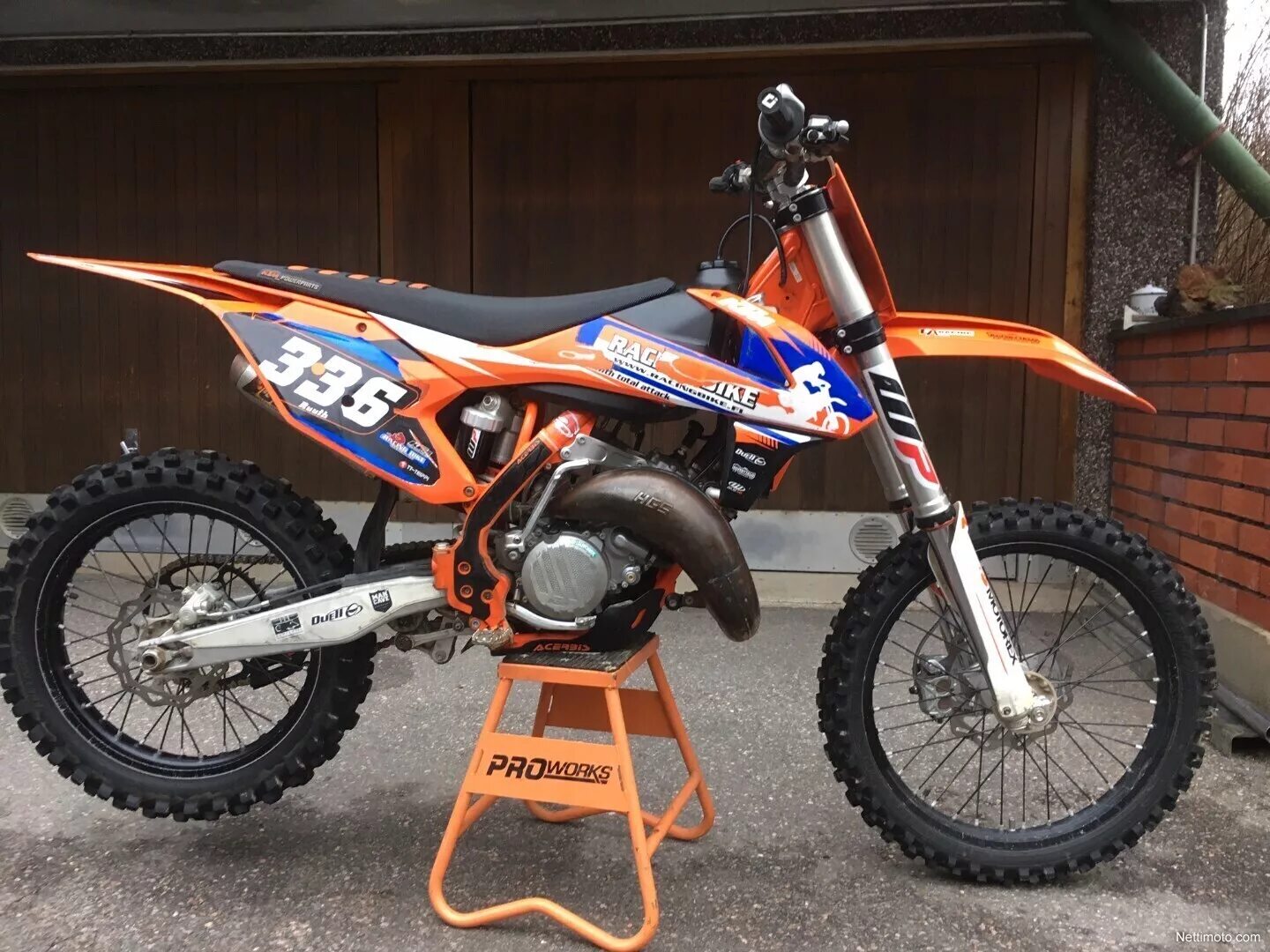 Максимальная скорость ктм 125. Ktm sx 125 2013. Ktm sx 125 2018. Ктм 125 sx. Ktm sx 125 2005.