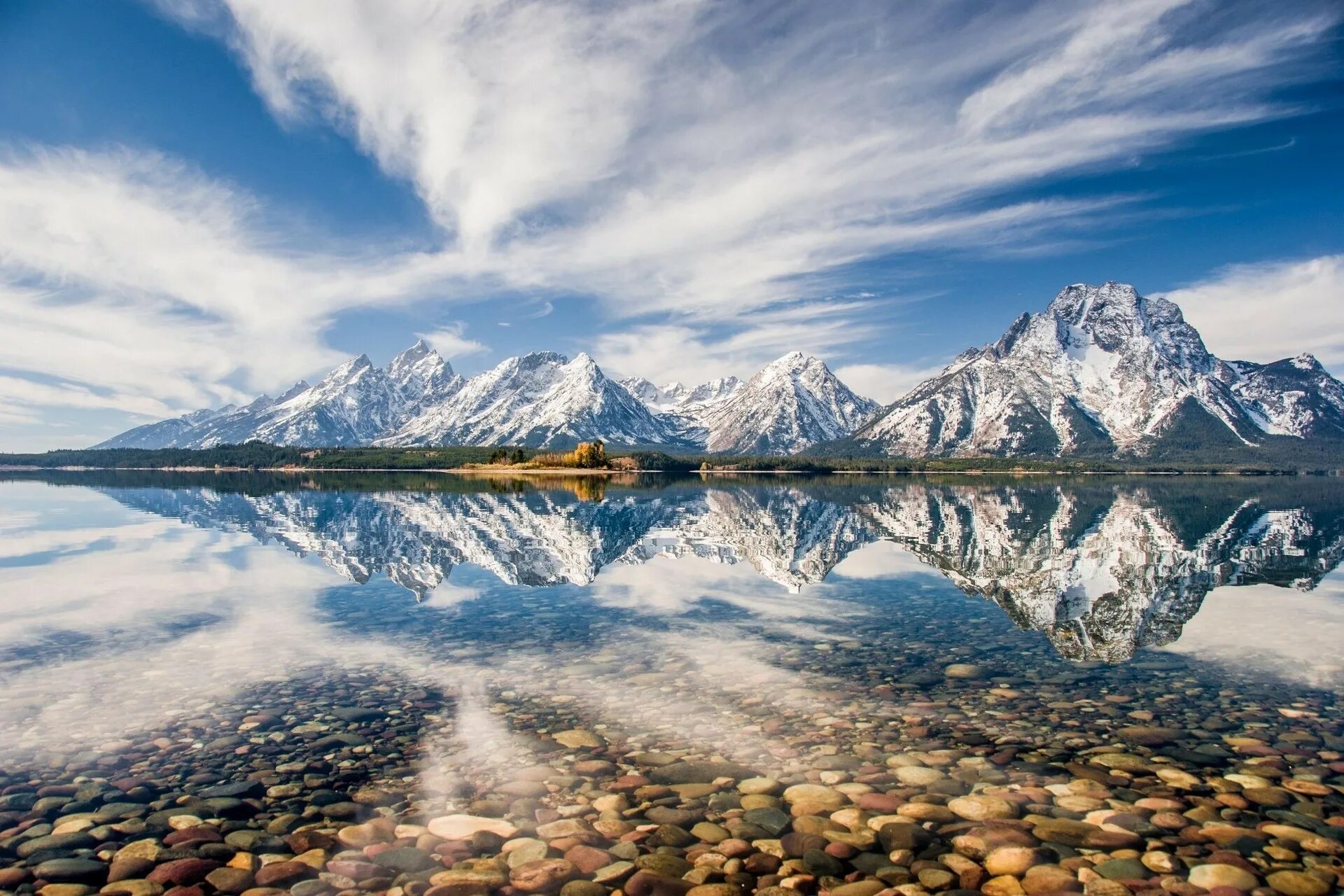 В горах станут воды