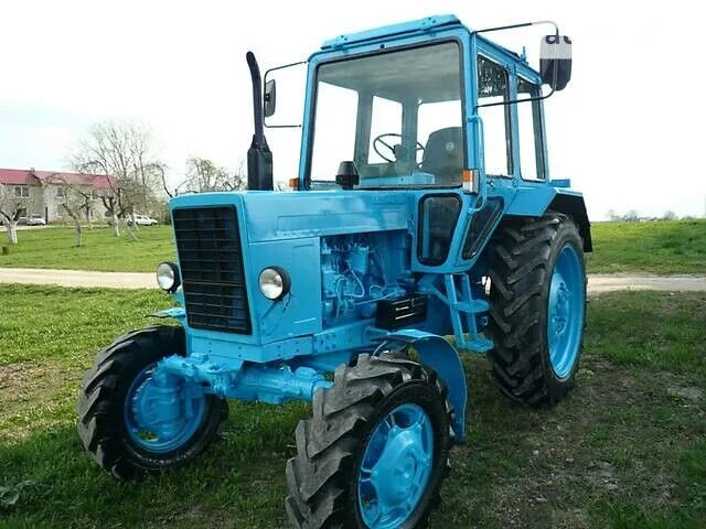 Синий трактор мтз беларус. Трактор беларусь модель мтз-80. Трактор мтз 80 с завода. 1. Трактор мтз 80 82.