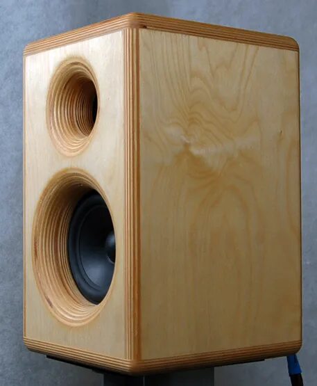The speaker is sure. Rubanoid speaker. plywood speaker. ms-515 speaker. kprl speaker.