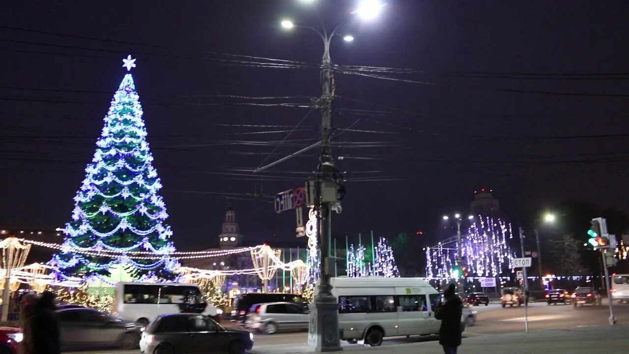 Город воронеж 2020 года. Романовский сквер воронеж. Новогодняя площадь воронеж 2021. Воронеж 2023 город. Площадь ленина воронеж 2022.
