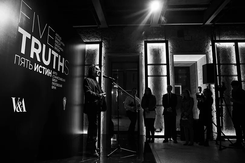 Спорткомплекс зевс яйва. Спортзал зевс новосибирск затулинка. Клуб станиславского. Клуб грани ночной новгород. Клуб станиславского.